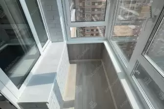 Отделка балкона с утеплением в многоквартирном доме