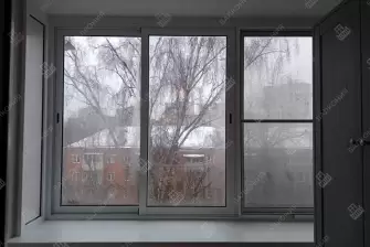 Отделка балкона с холодным остеклением Provedal и выносом остекления