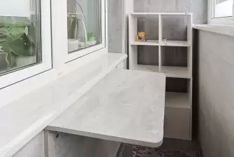 Отделка ламинатом прямоугольного балкона с утеплением