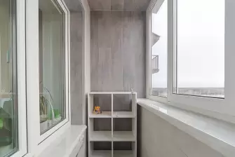 Отделка ламинатом прямоугольного балкона с утеплением