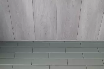 Комбинированная обшивка балкона Москва