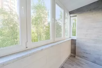 Дополнительное помещение на лоджии 3 метра с обшивкой ламинатом