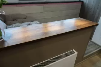 Объединение прямого балкона с комнатой