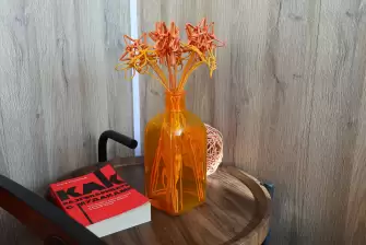 Отделка ПВХ панелями и холодное остекление на балконе