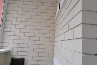 Отделка балкона Лодочка под ключ с холодным остеклением