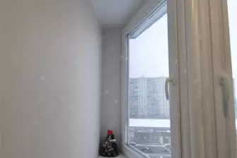 Теплое остекление балкона Сапожок окнами ПВХ Рехау